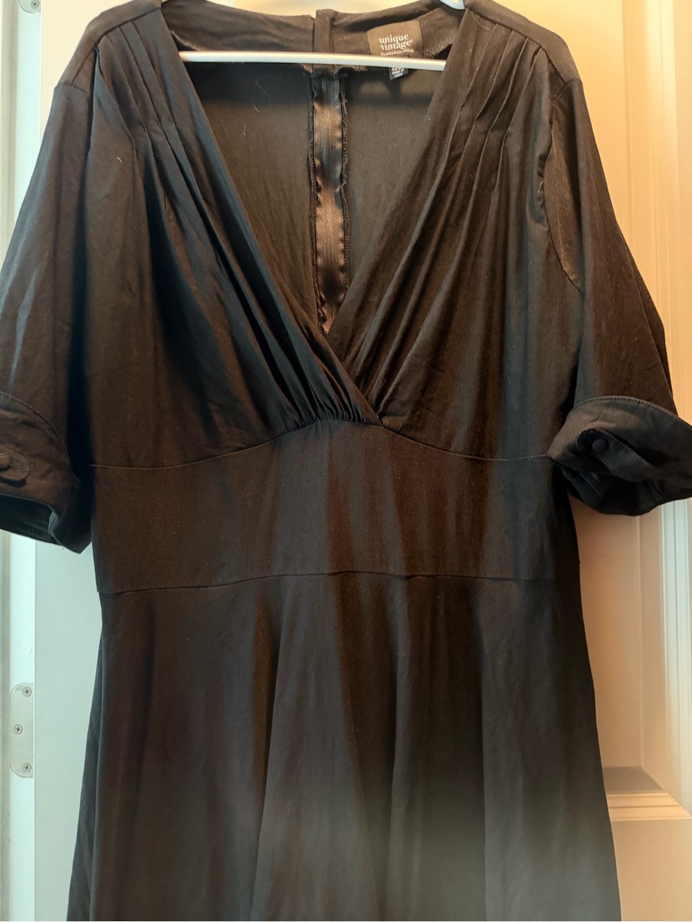 Unique Vintage Black V-Neck Midi Dress with Cuffed Short Sleeves
